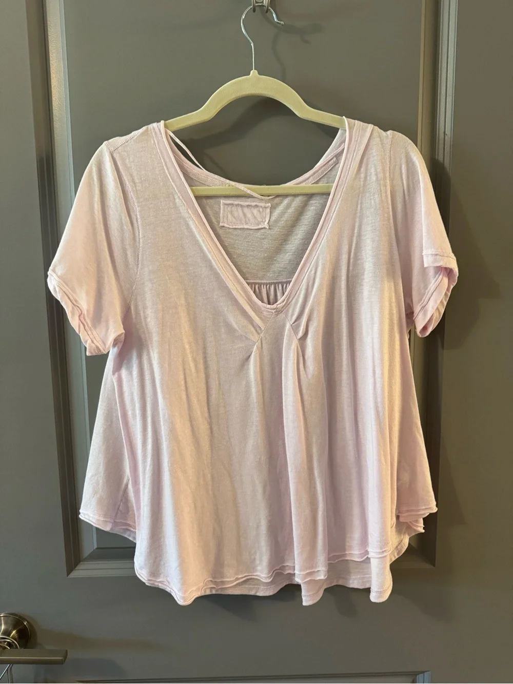 Free People Light Pink V-Neck Short Sleeve Tee